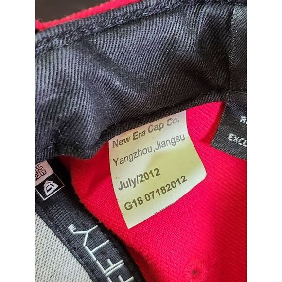 CHICAGO BULLS WINDY CITY NEW ERA NBA HARDWOOD CLASSICS - Picture 7 of 8